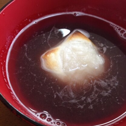 あ〜♫ほっこりと温まるおしるこ、とっても美味しかったです^ ^
寒いので甘い物を食べると落ち着きます♬
ごちそうさま♪